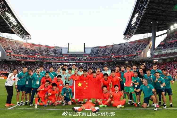 于金永、史松宸、彭啸、陈泽仕、依木兰助力U23国足，为国争光